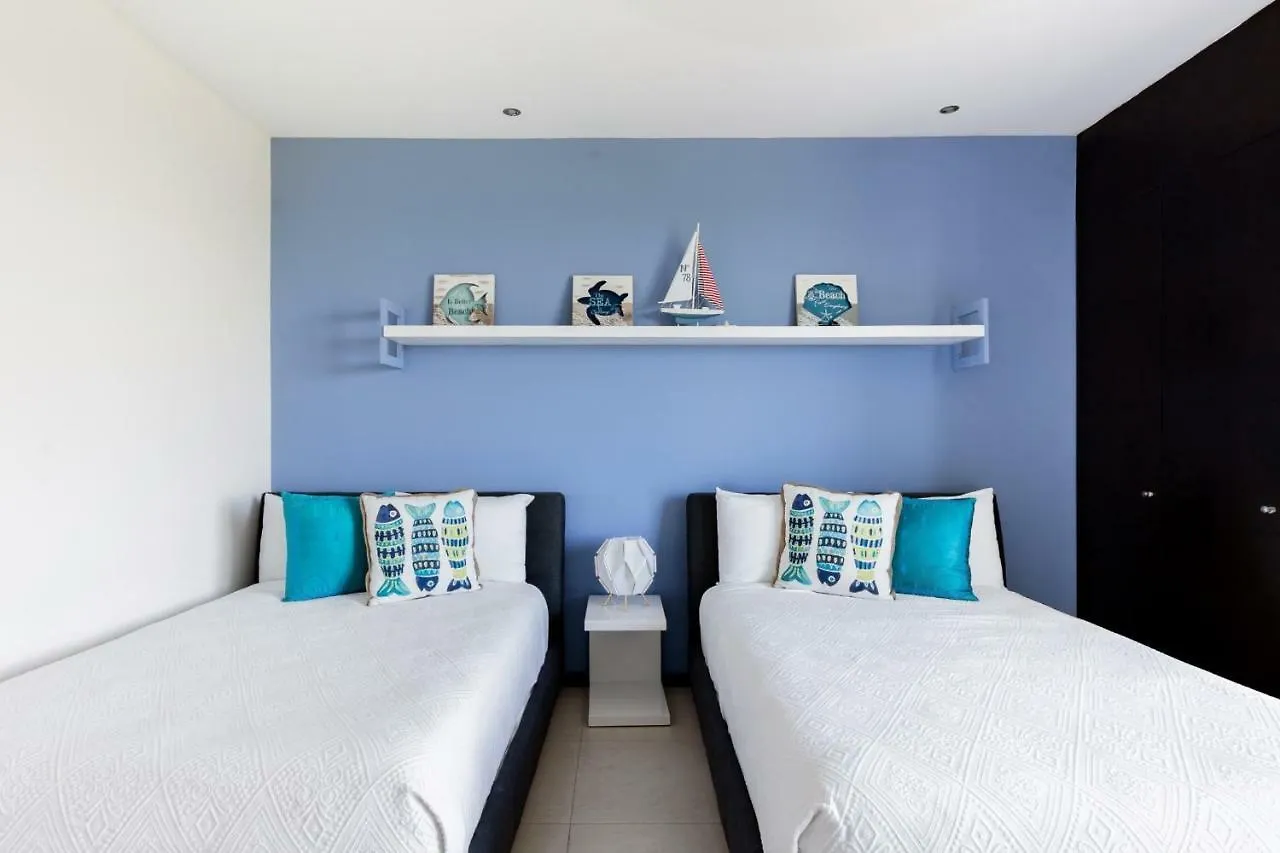 Apartamento Espectacular Departamento de lujo frente al mar Cancún 0*,  México